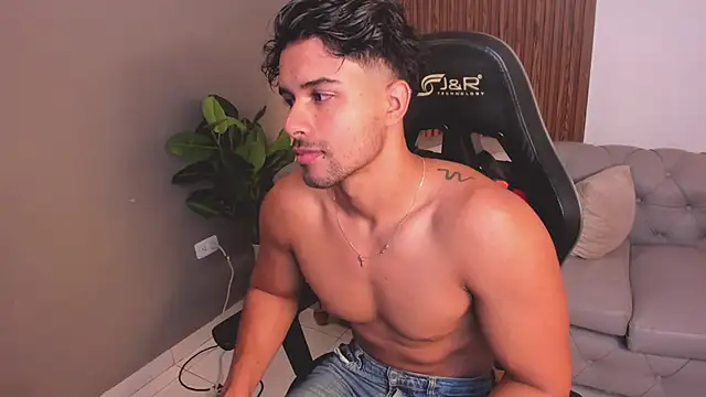 liam collins21 online show from 30, 4, 2026