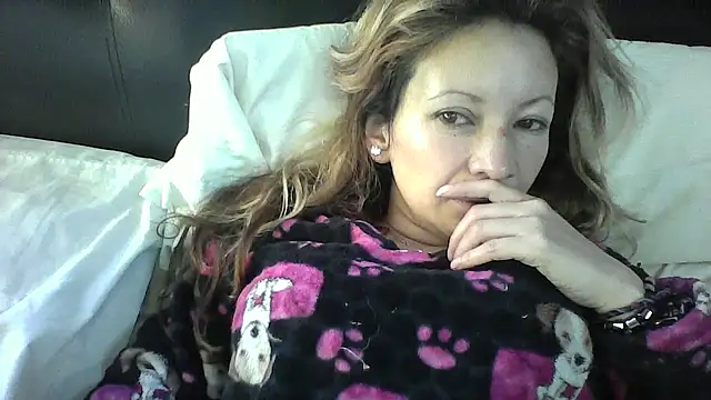 Paulita x3 online show from 22, 3, 2025