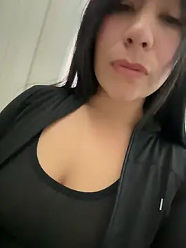 kim monti online show from 5, 4, 2026