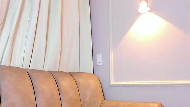 Lia walton online show from 17, 12, 2025