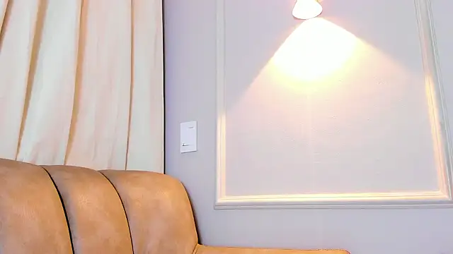 Lia walton online show from 23, 2, 2026