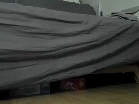 peach00001 online show from 2, 10, 2025