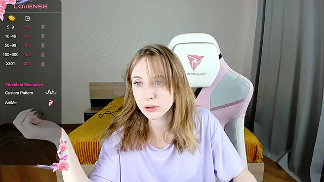 Snapshot of Cowell_Adelina chatting on 22, 3, 2025 Cowell Adelina online show from 22, 3, 2025