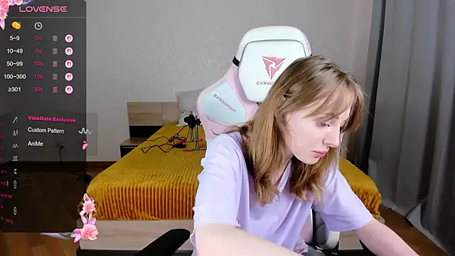 Snapshot of Cowell_Adelina chatting on 22, 3, 2025 Cowell Adelina online show from 22, 3, 2025