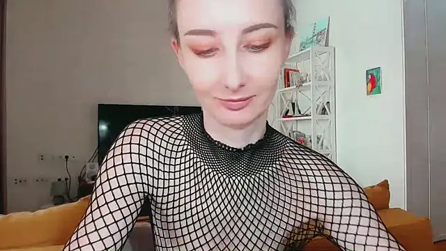 Maiami000 online show from 9, 3, 2026