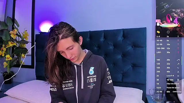 Feniix   online show from 21, 9, 2025