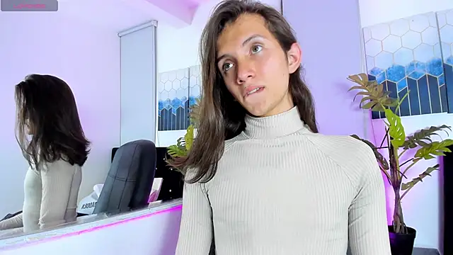 Feniix   online show from 25, 2, 2025