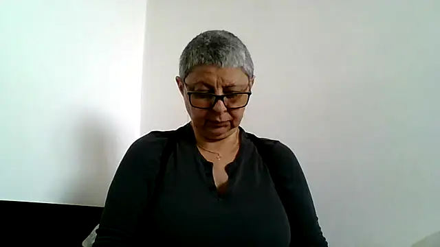 roseblak42 online show from 30, 4, 2026