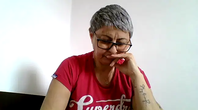 roseblak42 online show from 17, 3, 2025