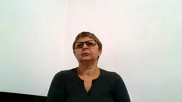 roseblak42 online show from 4, 11, 2025