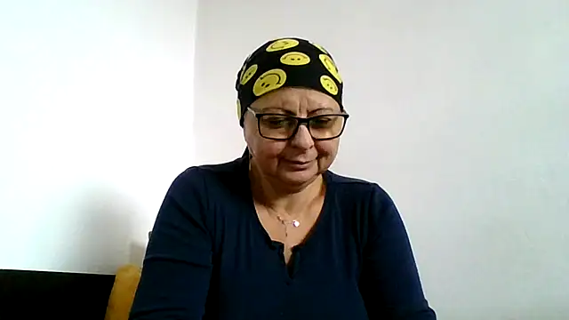 roseblak42 online show from 19, 11, 2025