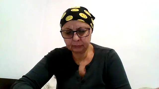 roseblak42 online show from 14, 11, 2025