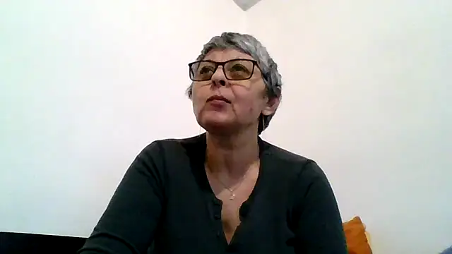 Snapshot of roseblak42 chatting on 17, 2, 2026 roseblak42 online show from 17, 2, 2026