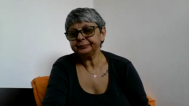 roseblak42 online show from 25, 3, 2026