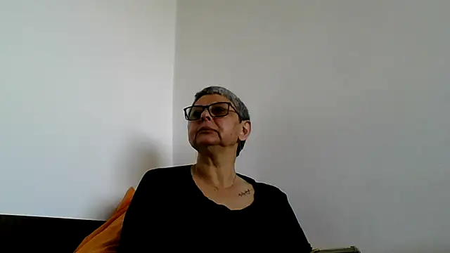 roseblak42 online show from 19, 5, 2026