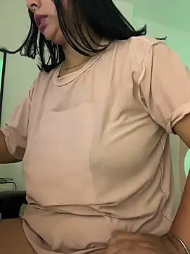 Alessiasex  online show from 2, 4, 2026