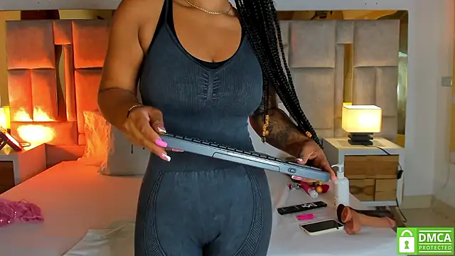 Miss Abigail  online show from 25, 3, 2026