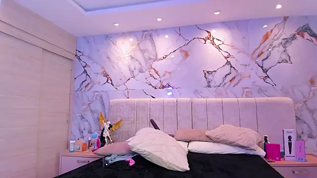 kiana cream online show from 14, 1, 2026