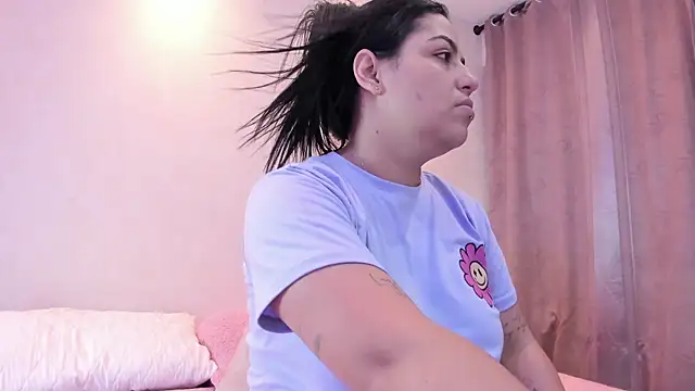 kiana cream online show from 6, 10, 2025