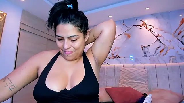 Snapshot of kiana_cream chatting on 17, 6, 2026 kiana cream online show from 17, 6, 2026