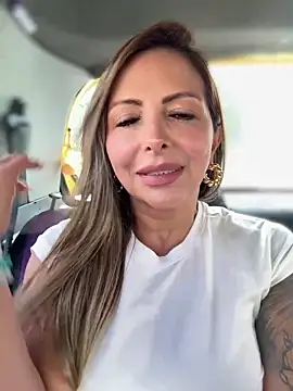  Abril-Office1 online show from 26, 9, 2025