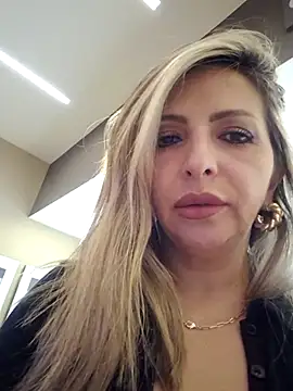  Abril-Office1 online show from 13, 3, 2025