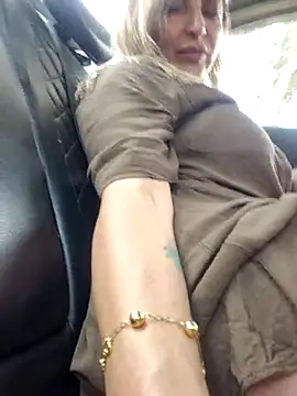  Abril-Office1 online show from 5, 3, 2025