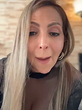  Abril-Office1 online show from 24, 3, 2026