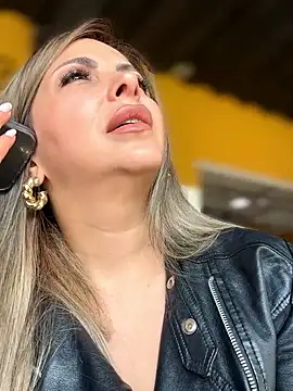  Abril-Office1 online show from 12, 2, 2026