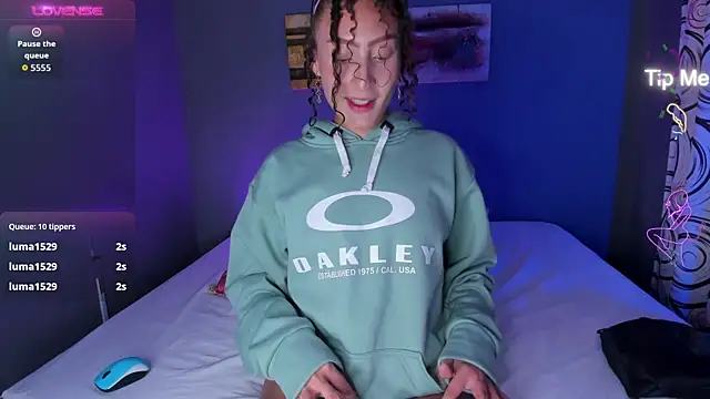 IsabellaSpencer online show from 5, 11, 2025