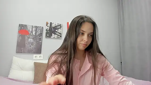 Tiny JuJu online show from 11, 11, 2025