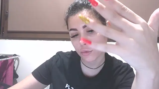 LovelyJulliette online show from 7, 2, 2026