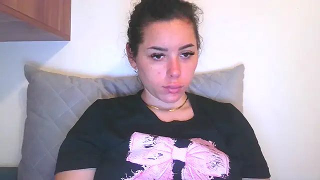 LovelyJulliette online show from 12, 11, 2025