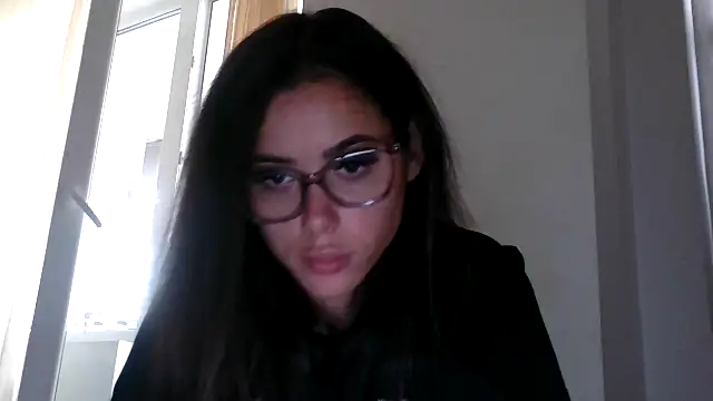 LovelyJulliette online show from 16, 10, 2025