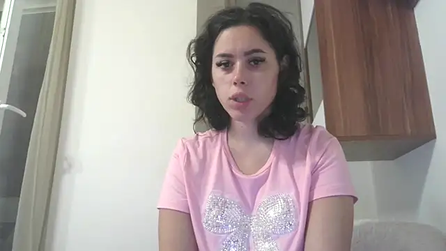 LovelyJulliette online show from 5, 10, 2025