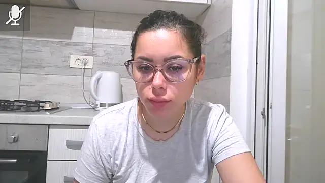 LovelyJulliette online show from 23, 11, 2025