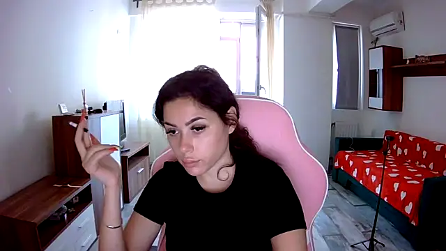 LovelyJulliette online show from 24, 9, 2025