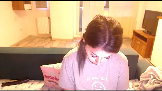 LovelyJulliette online show from 22, 3, 2025