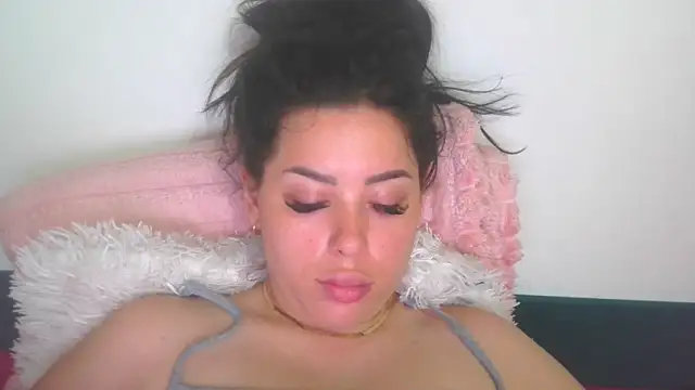 LovelyJulliette online show from 22, 6, 2026