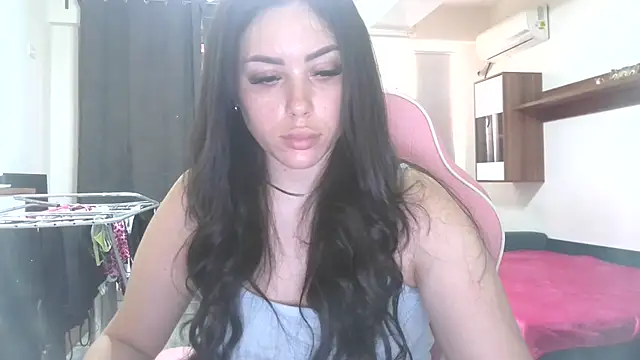 LovelyJulliette online show from 20, 6, 2026