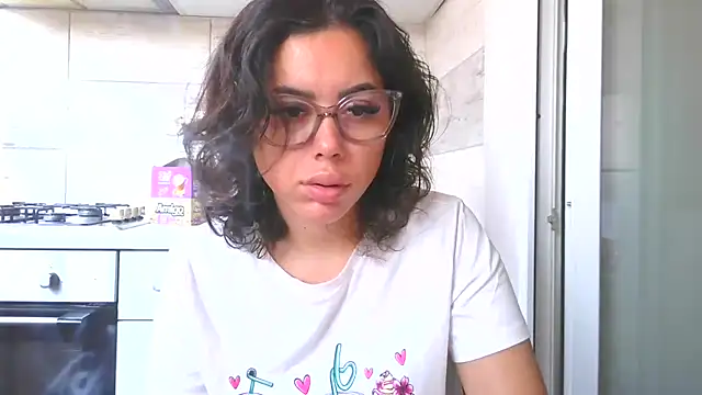 LovelyJulliette online show from 23, 10, 2025