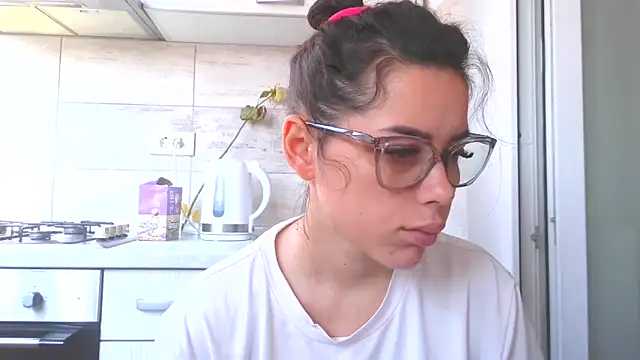 LovelyJulliette online show from 28, 10, 2025