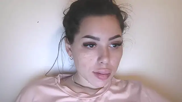 LovelyJulliette online show from 11, 2, 2026