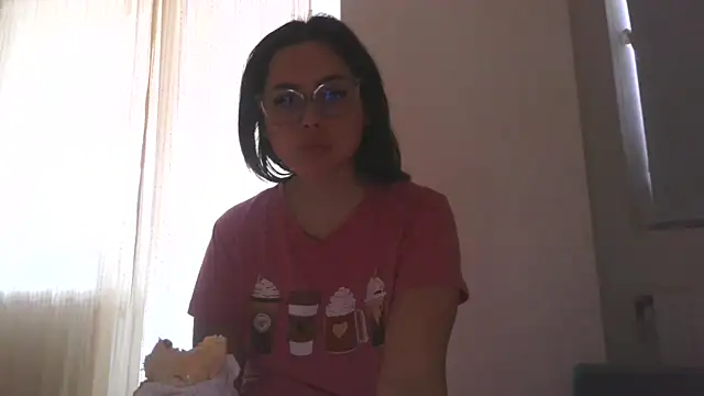 LovelyJulliette online show from 26, 10, 2025