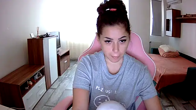 LovelyJulliette online show from 26, 9, 2025