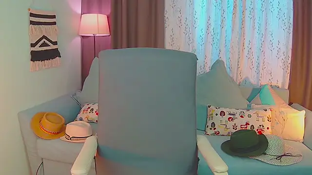 NandiSmile online show from 26, 2, 2025