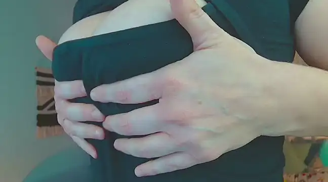 NandiSmile online show from 3, 3, 2025