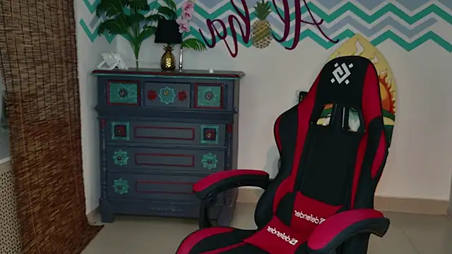 Snapshot of VeliraBraitberg chatting on 29, 9, 2025 VeliraBraitberg online show from 29, 9, 2025