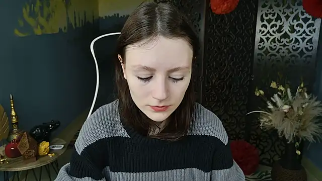 Snapshot of VeliraBraitberg chatting on 2, 3, 2025 VeliraBraitberg online show from 2, 3, 2025