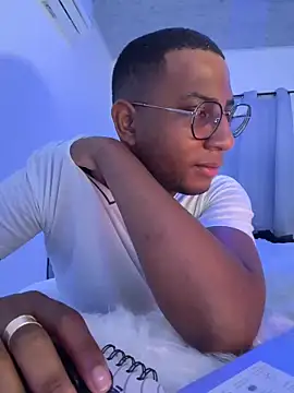 Arwens bell08 online show from 6, 3, 2025